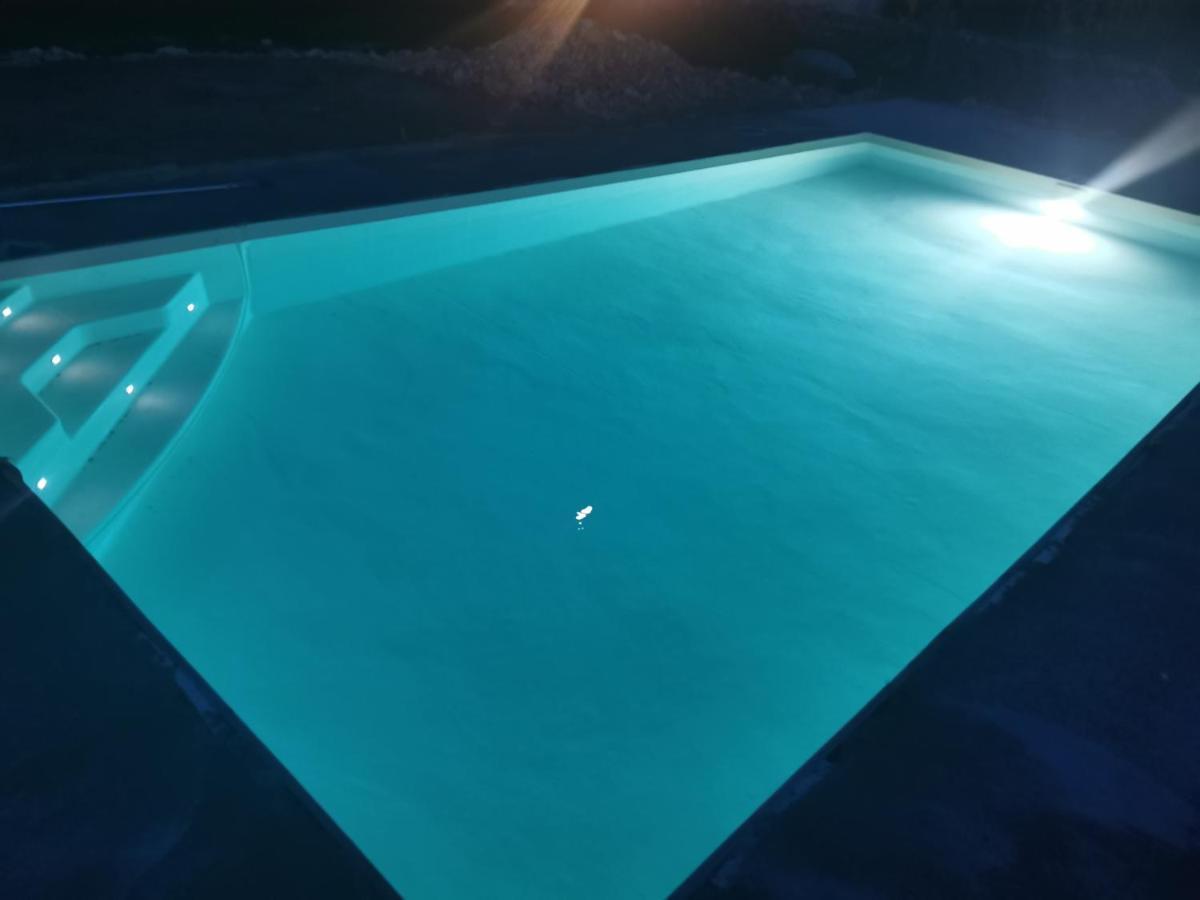 Bed and Breakfast Au Domaine De Gigie Chervettes Екстер'єр фото
