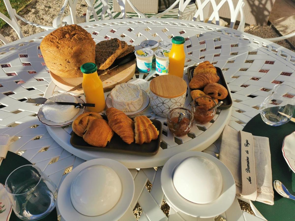 Bed and Breakfast Au Domaine De Gigie Chervettes Екстер'єр фото